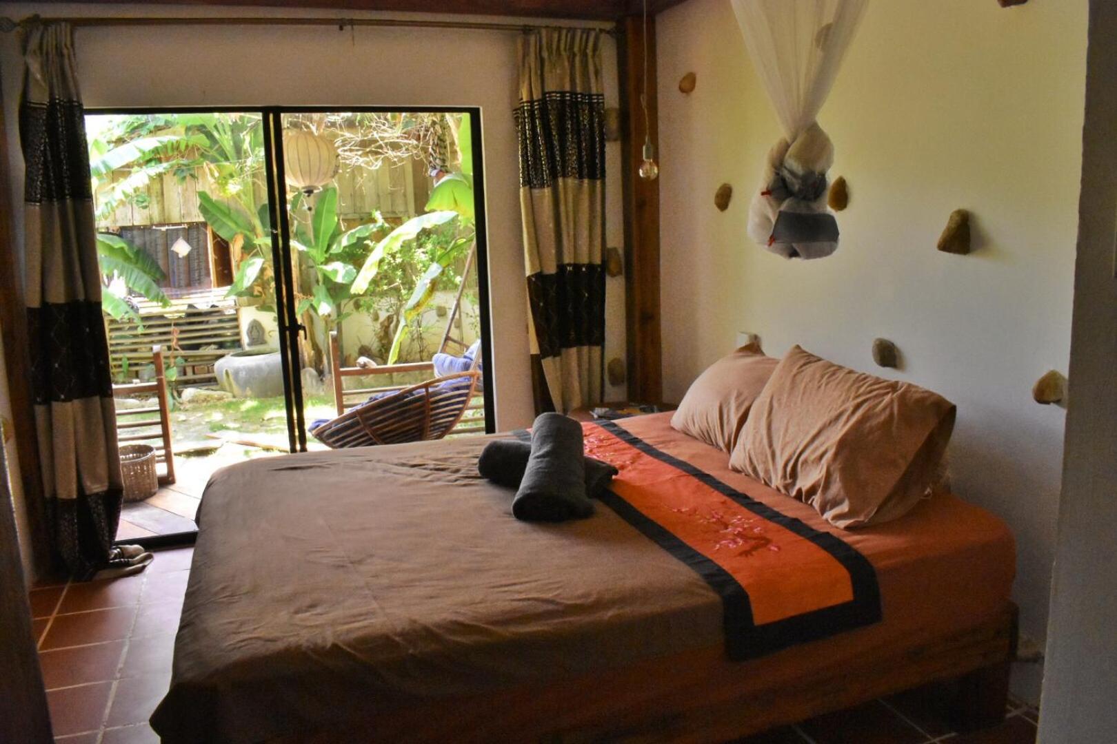 House Cambodia 3*