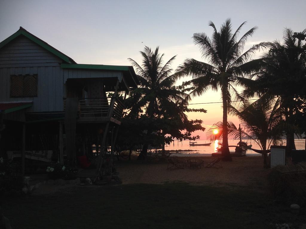 House Cambodia Guest house Koh Rong Sanloem